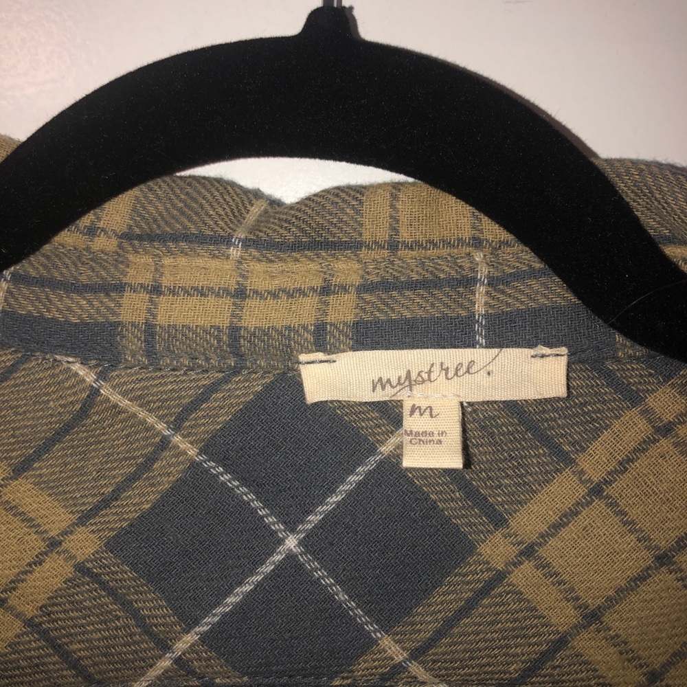 comfy flannel - Picture 2 of 2